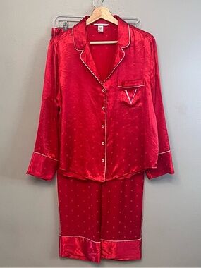 Victoria’s Secret 2 Piece PJ Set Red Shiny Satin Polka Dot Pajama Set Medium